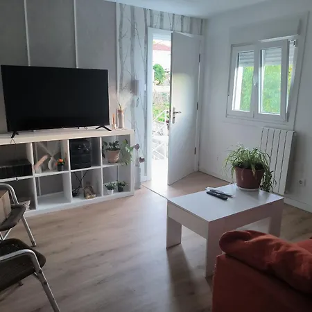 Apartment Cala-vivienda Tranquila En Casa Unifamiliar *
