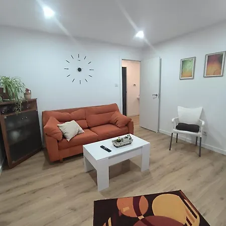 Apartment Cala-vivienda Tranquila En Casa Unifamiliar
